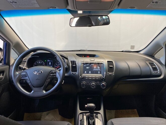 Kia Cerato-7