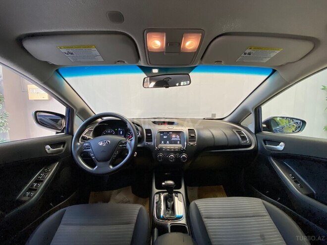 Kia Cerato-9