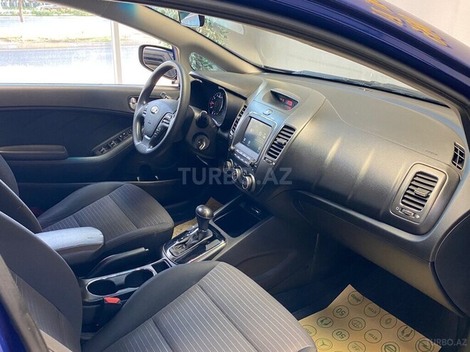 Kia Cerato-8