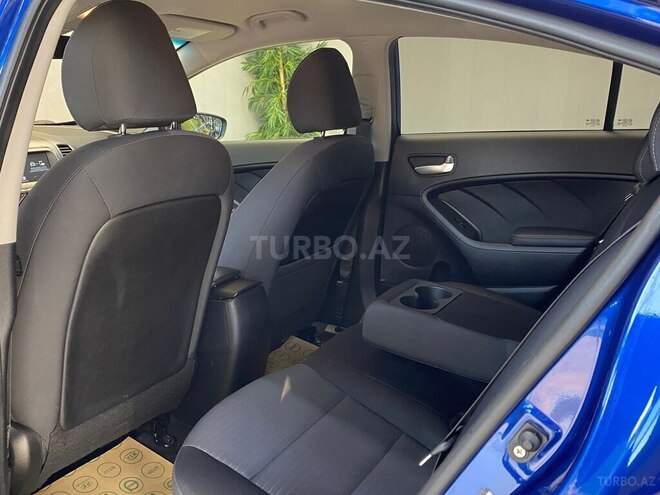 Kia Cerato-11