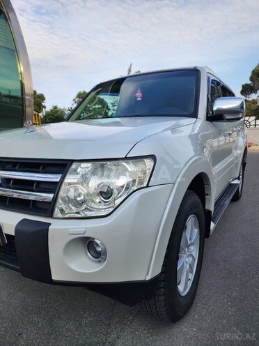 Mitsubishi Pajero 2008, 200,000 km - 3.0 l - Bakı