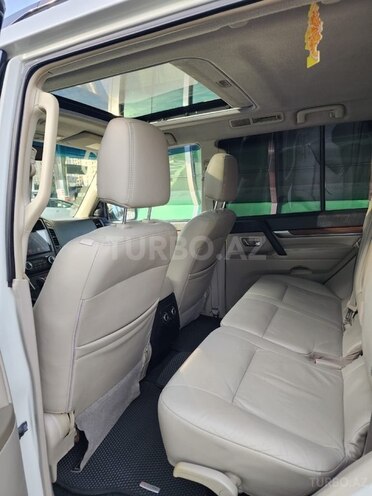 Mitsubishi Pajero 2008, 200,000 km - 3.0 l - Bakı