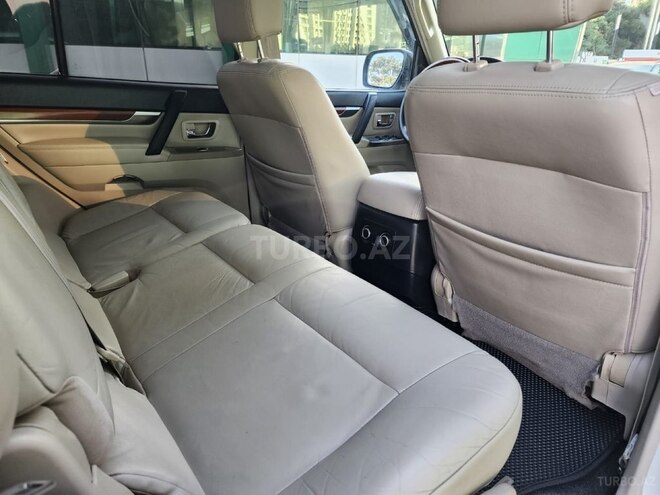 Mitsubishi Pajero 2008, 200,000 km - 3.0 l - Bakı