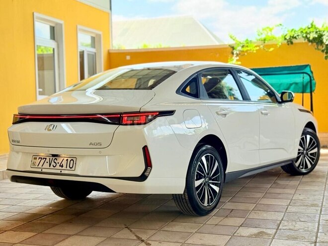 Changan Qiyuan A05 2025, 0 km - 1.5 л - Tovuz