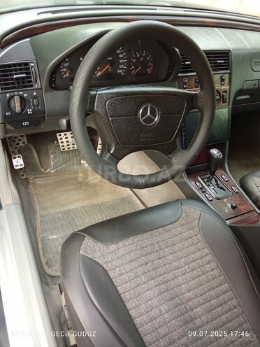 Mercedes C 240 2000, 350,228 km - 2.4 l - Saatlı