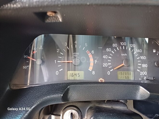 LADA (VAZ) Niva 2016, 192,000 km - 1.7 л - Mingəçevir