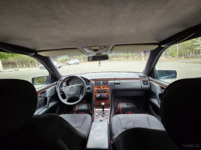 Mercedes E 200 1997, 295,000 km - 2.0 l - Sumqayıt