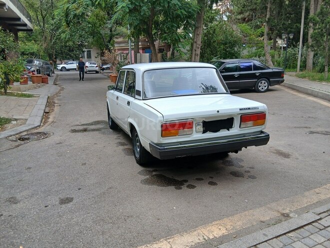 LADA (VAZ) 2107 2005, 256,000 km - 1.6 l - Bakı