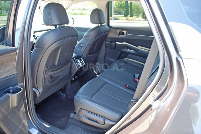 Kia Sorento-15