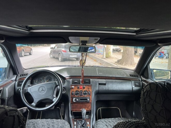 Mercedes E 200 1997, 472,000 km - 2.0 l - Mingəçevir