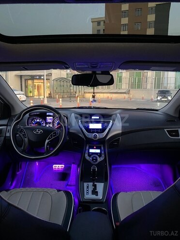 Hyundai Elantra 2012, 273,000 km - 1.8 l - Bakı