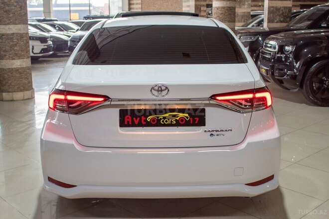 Toyota Corolla 2024, 8,900 km - 1.8 l - Bakı