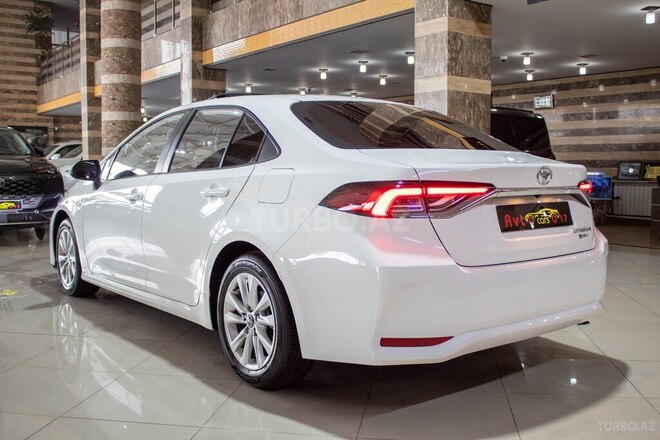 Toyota Corolla 2024, 8,900 km - 1.8 l - Bakı