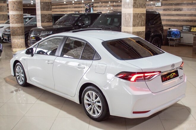 Toyota Corolla 2024, 8,900 km - 1.8 l - Bakı