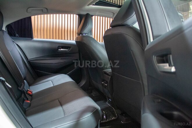 Toyota Corolla 2024, 8,900 km - 1.8 l - Bakı