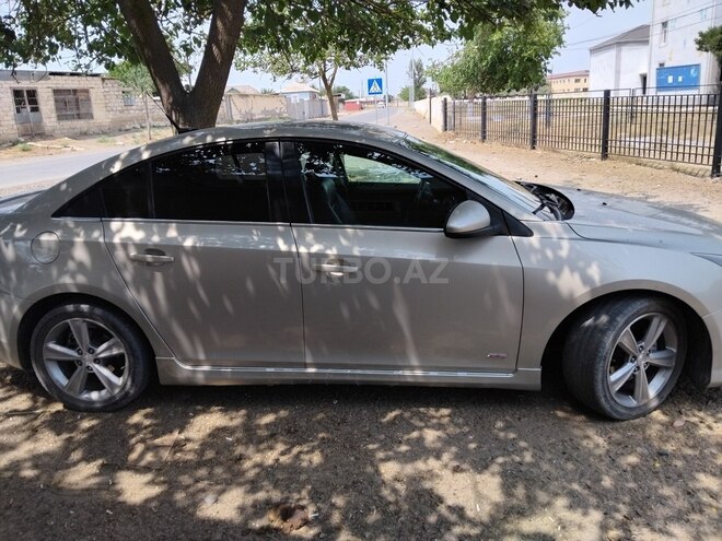 Chevrolet Cruze 2013, 284,307 km - 1.6 l - Neftçala