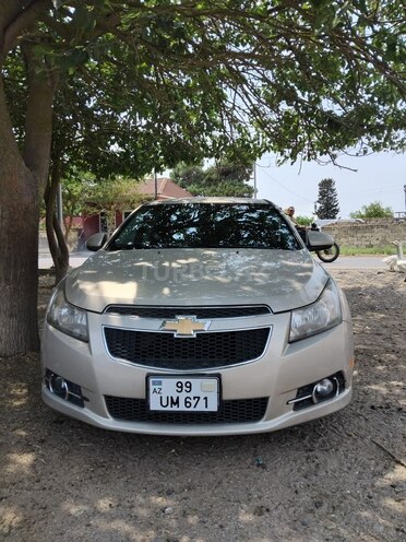 Chevrolet Cruze 2013, 284,307 km - 1.6 l - Neftçala