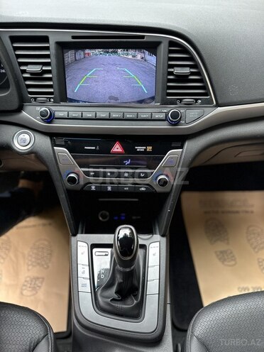 Hyundai Avante 2015, 122,000 km - 1.6 l - Bakı
