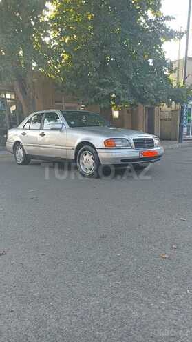Mercedes C 180 1995, 318,000 km - 1.8 л - Qazax