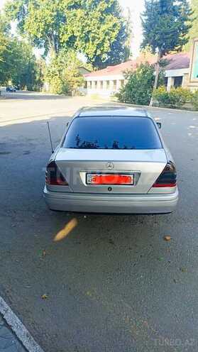 Mercedes C 180 1995, 318,000 km - 1.8 л - Qazax