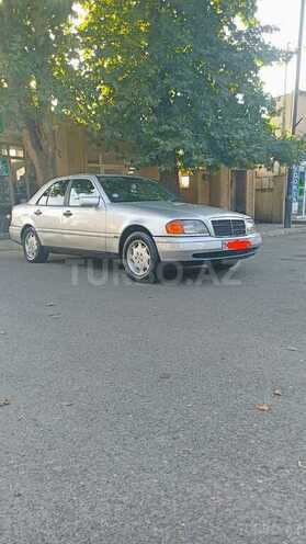Mercedes C 180 1995, 318,000 km - 1.8 л - Qazax