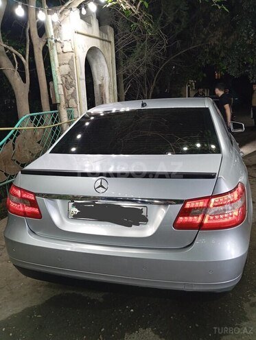 Mercedes E 220 d 2009, 242,000 km - 2.1 l - Bakı