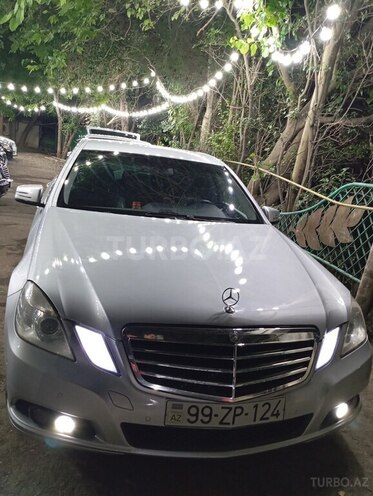 Mercedes E 220 d 2009, 242,000 km - 2.1 l - Bakı