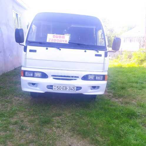 Hyundai County 2001, 320,000 km - 3.9 l - Quba