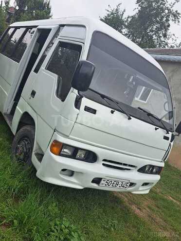 Hyundai County 2001, 320,000 km - 3.9 l - Quba