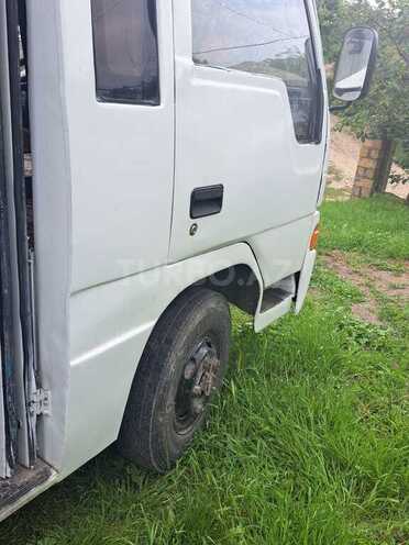 Hyundai County 2001, 320,000 km - 3.9 l - Quba