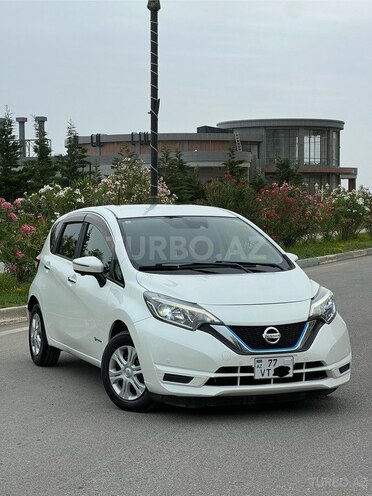 Nissan Note-1