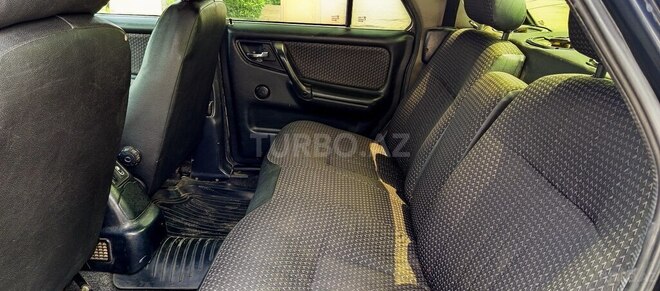 GAZ 31105 2005, 219,000 km - 2.4 l - Saatlı