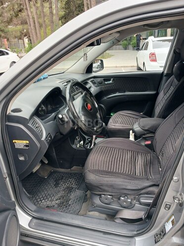 Kia Sportage 2006, 176,000 km - 2.0 л - Sumqayıt