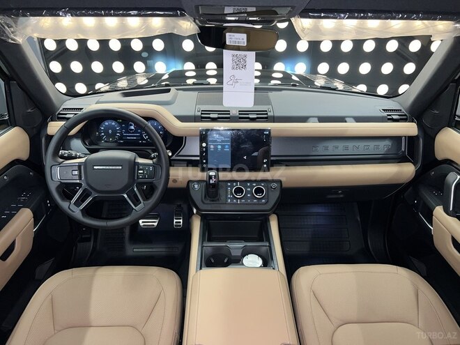 Land Rover Defender-15