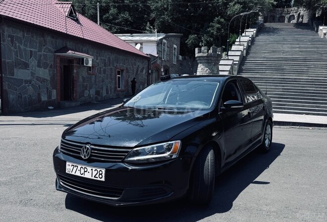 Volkswagen Jetta-3
