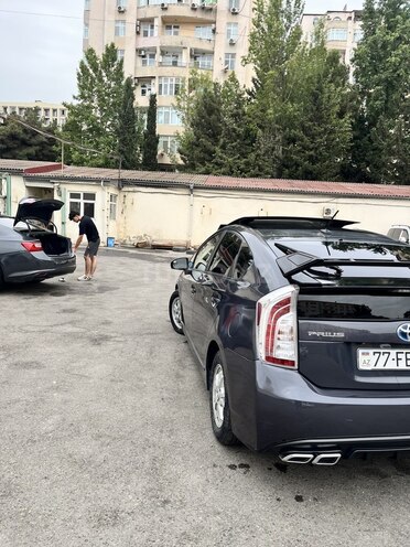 Toyota Prius 2012, 390,000 km - 1.8 л - Bakı