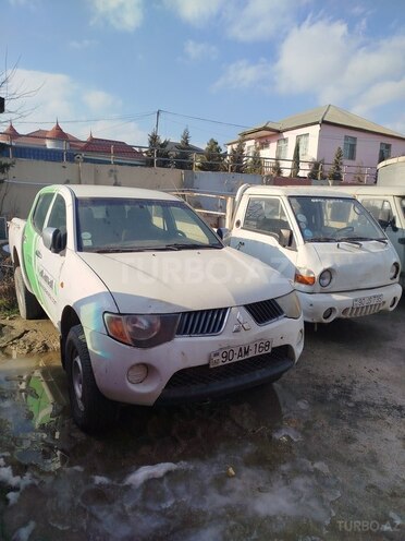 Mitsubishi L200 2008, 902,030 km - 2.5 l - Bakı