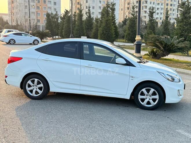 Hyundai Accent 2013, 209,000 km - 1.6 l - Bakı