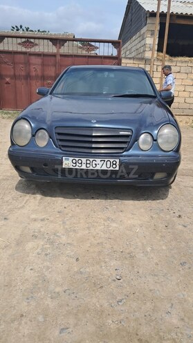 Mercedes E 270 2001, 535,200 km - 2.7 l - Bakı