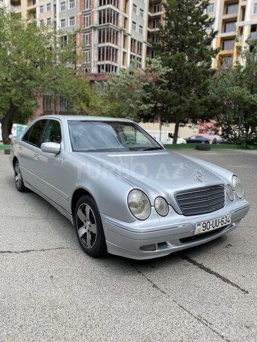 Mercedes E 220 d 2001, 300,000 km - 2.2 l - Bakı