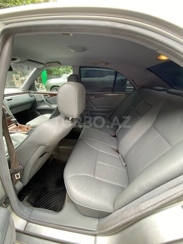 Mercedes E 220 d 2001, 300,000 km - 2.2 l - Bakı