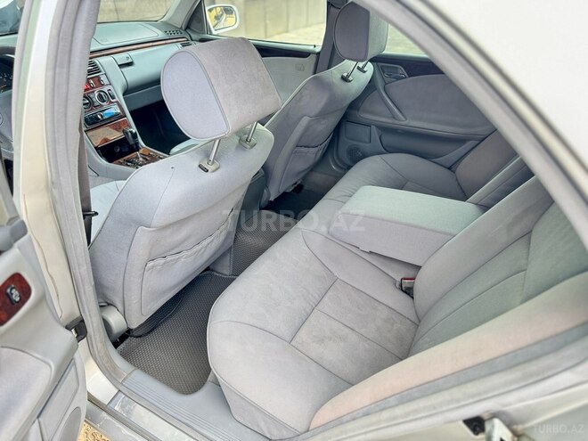 Mercedes E 320 2000, 400,000 km - 3.2 l - Gəncə