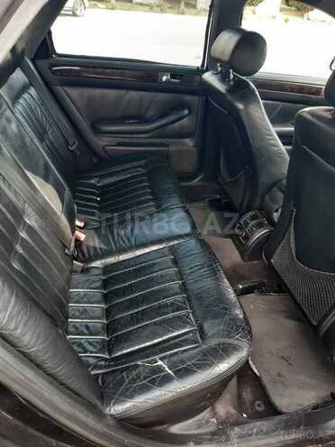 Audi A6 2001, 10,000 km - 2.4 l - Bakı