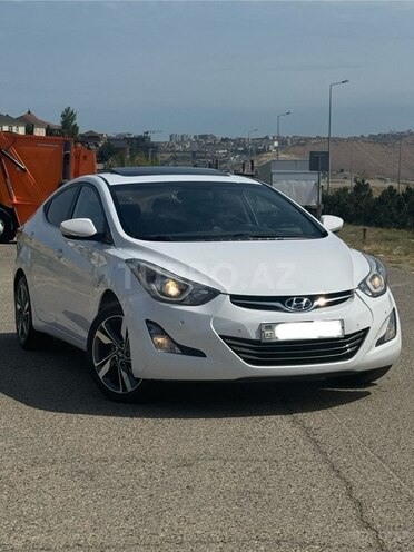 Hyundai Elantra-1