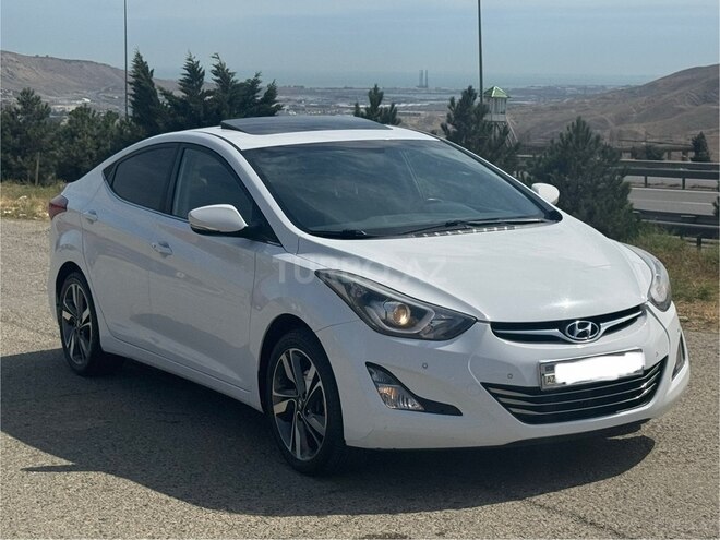 Hyundai Elantra-5