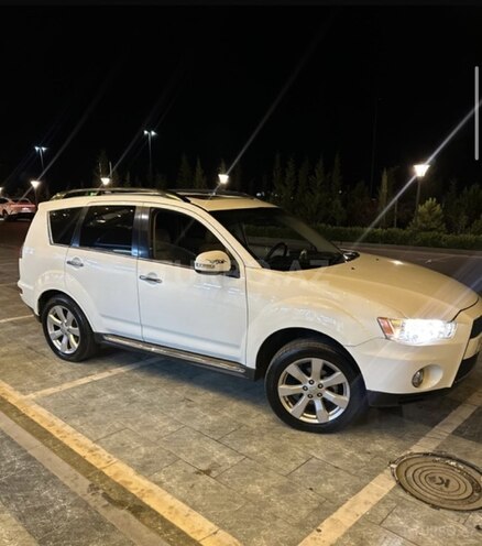 Mitsubishi Outlander 2011, 193,000 km - 3.0 l - Bakı