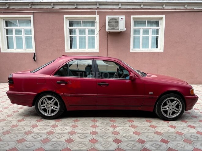 Mercedes C 180 1997, 365,235 km - 1.8 l - Qazax