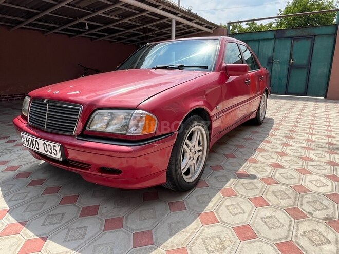 Mercedes C 180 1997, 365,235 km - 1.8 l - Qazax