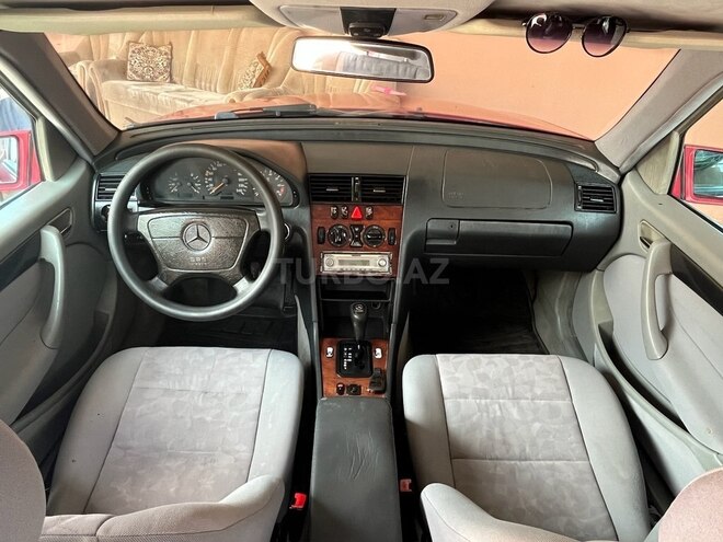 Mercedes C 180 1997, 365,235 km - 1.8 l - Qazax