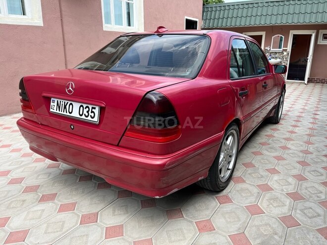 Mercedes C 180 1997, 365,235 km - 1.8 l - Qazax